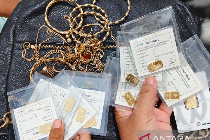 harga-tiga-produk-emas-di-pegadaian-pada-sabtu-ini-kompak-turun
