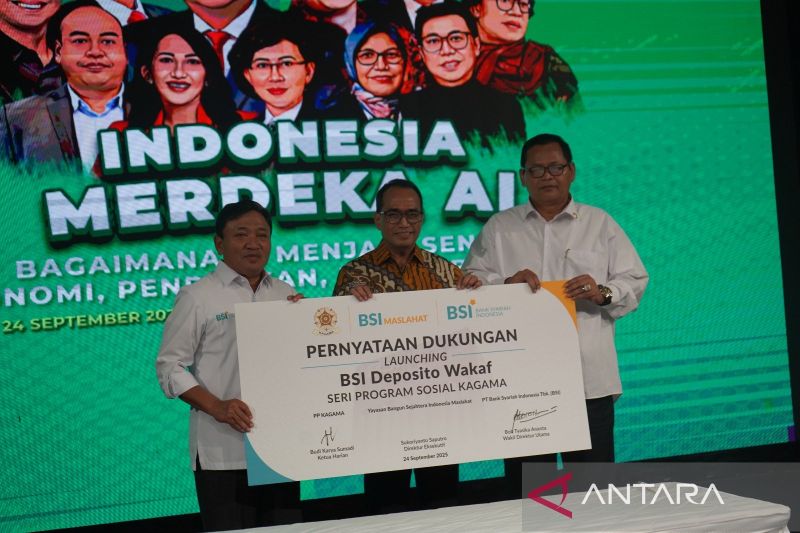 bsi-dan-kagama-bentuk-dana-abadi-wakaf-dengan-target-rp10-miliar