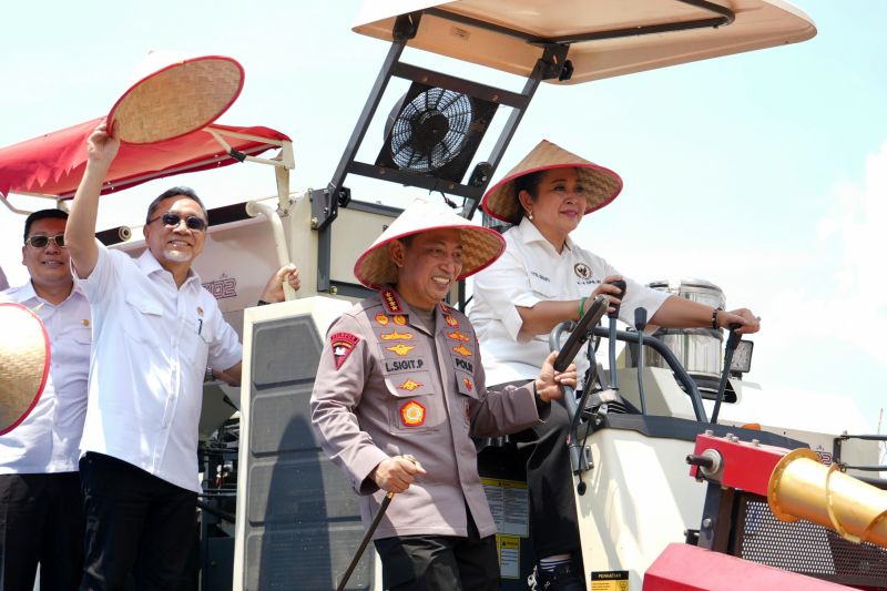 menko-zulhas-apresiasi-kesigapan-polri-wujudkan-ketahanan-pangan