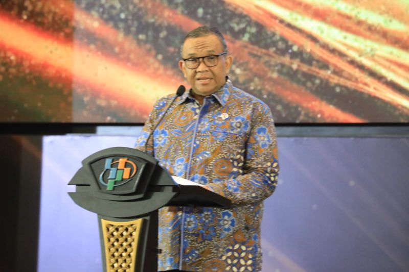 wamenaker-sensus-ekonomi-berperan-dalam-pembangunan-ketenagakerjaan
