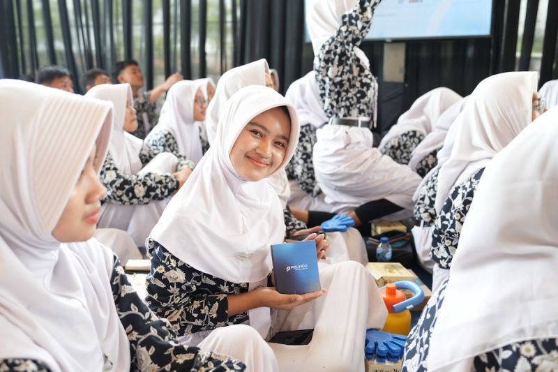 pelindo-solusi-logistik-dukung-generasi-cerdas-untuk-indonesia-maju