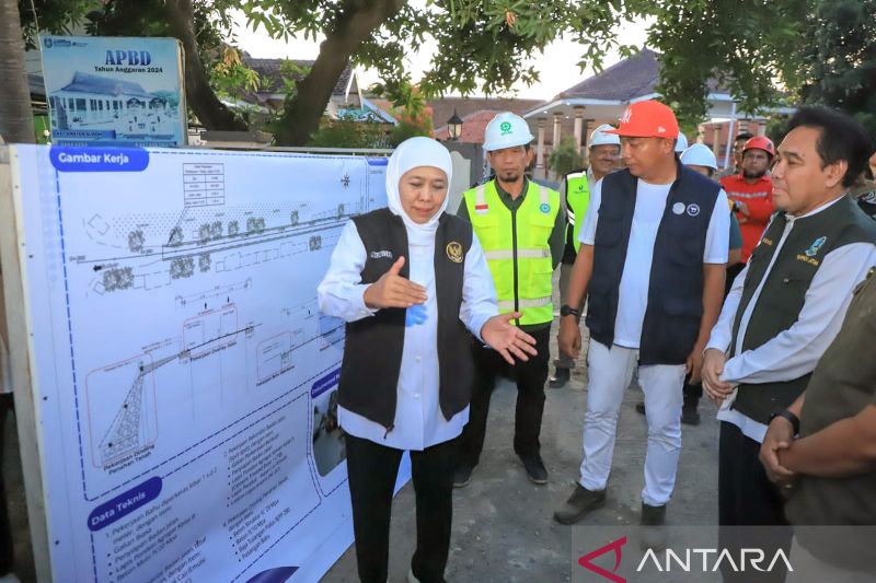 khofifah-jalan-situbondo-bondowoso-rampung-sebelum-tol-beroperasi