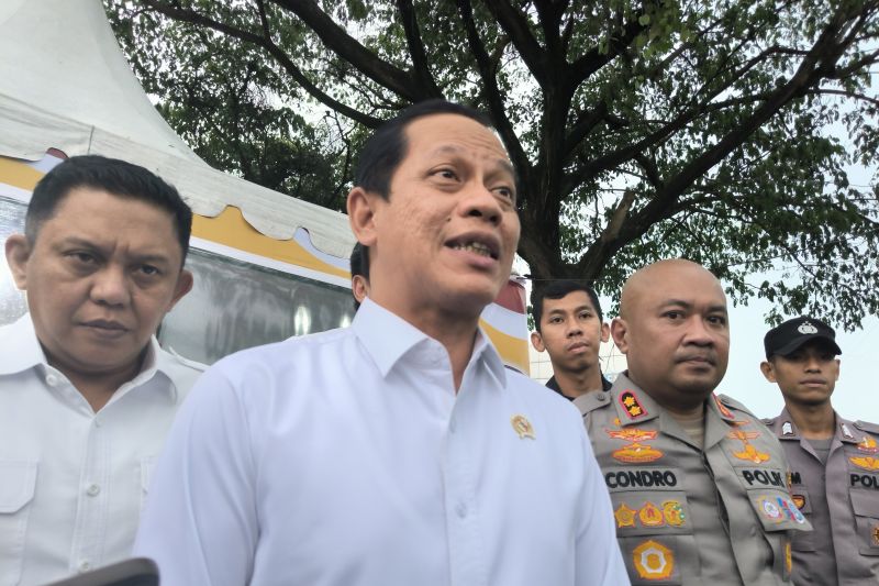 pemerintah-hentikan-sementara-impor-scrap-besi-dan-baja