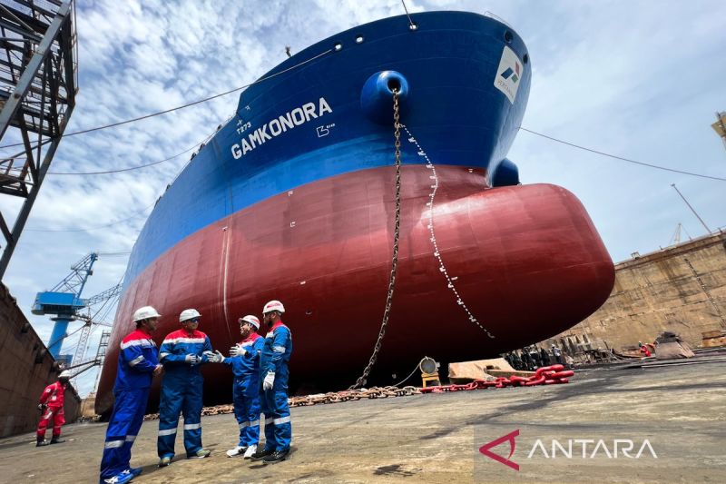 pis-pastikan-keandalan-kapal-mt-gamkonora-lewat-proses-docking