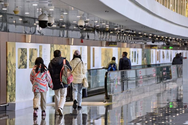 Perjalanan penumpang Bandara Daxing China melonjak saat libur