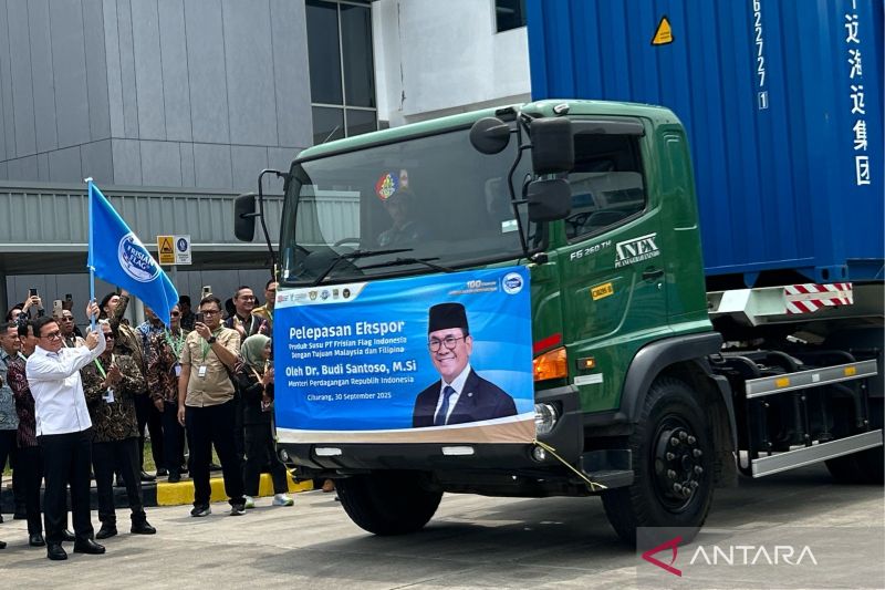 mendag-lepas-ekspor-susu-senilai-rp17-miliar-ke-malaysia-dan-filipina