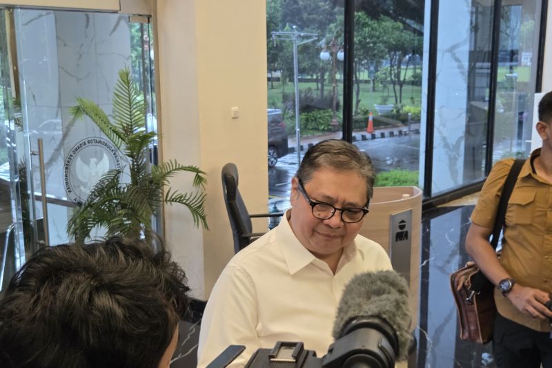 airlangga-pastikan-program-magang-nasional-diluncurkan-15-oktober-2025