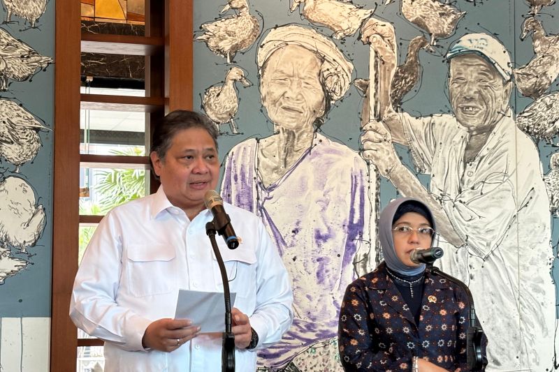 pmi-manufaktur-ri-504-airlangga-optimistis-industri-kian-membaik