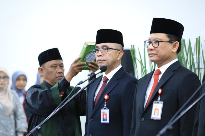 ojk-lantik-pejabat-baru-setingkat-deputi-komisioner-kepala-departemen