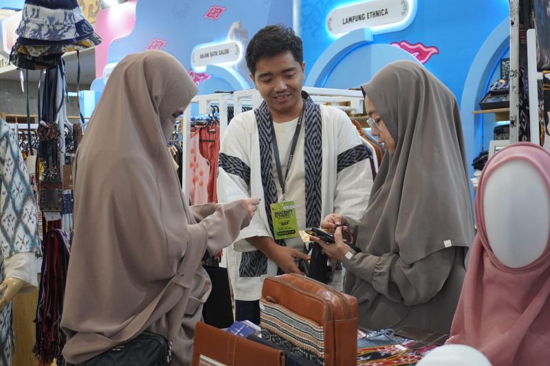 pertamina-ikutkan-32-umkm-binaan-pada-ajang-inacraft-oktober-2025