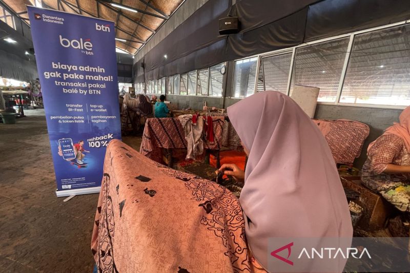 btn-sasar-perajin-batik-di-cirebon-untuk-program-kur