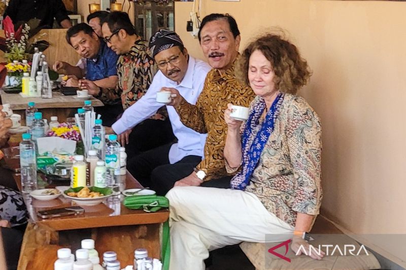 luhut-banyuwangi-berpotensi-besar-dalam-pengembangan-kopi