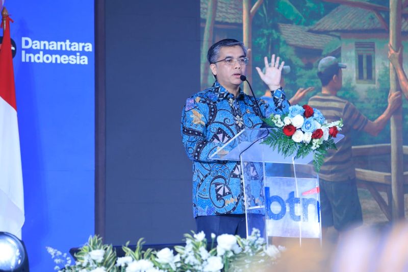menaker-tegaskan-kolaborasi-fondasi-ekosistem-ketenagakerjaan-sehat