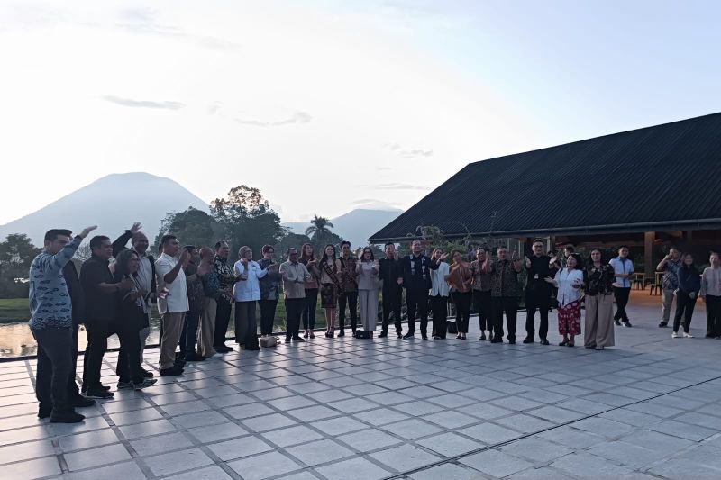 komisi-vii-pariwisata-jadi-pilihan-sebuah-negara-gerakkan-ekonomi