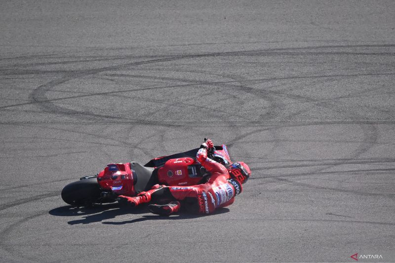 sesi-practice-motogp-mandalika-diwarnai-insiden-marc-marquez-terjatuh