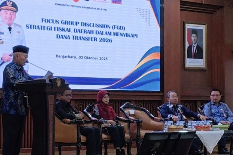 gubernur-kalsel-pastikan-tidak-naikkan-pajak-saat-tkd-berkurang