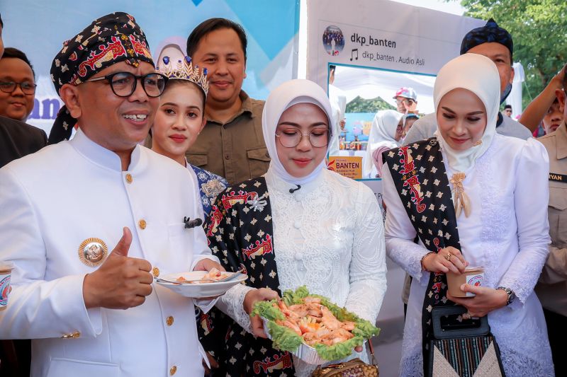 gubernur-pastikan-udang-tambak-banten-aman-dikonsumsi