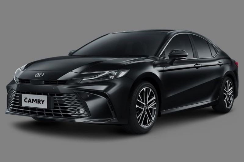 new-camry-25-v-at-hadir-sporty-dan-tingkatkan-kualitas-berkendara