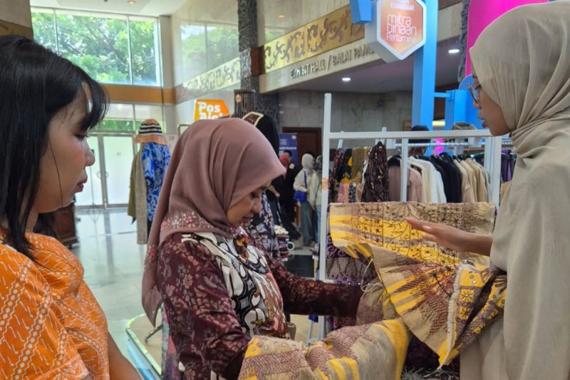 umkm-binaan-pertamina-raup-omzet-rp47-miliar-di-ajang-inacraft-2025