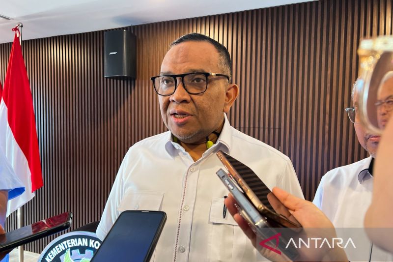 wamenaker-negara-tanggung-upah-peserta-magang-nasional-selama-6-bulan