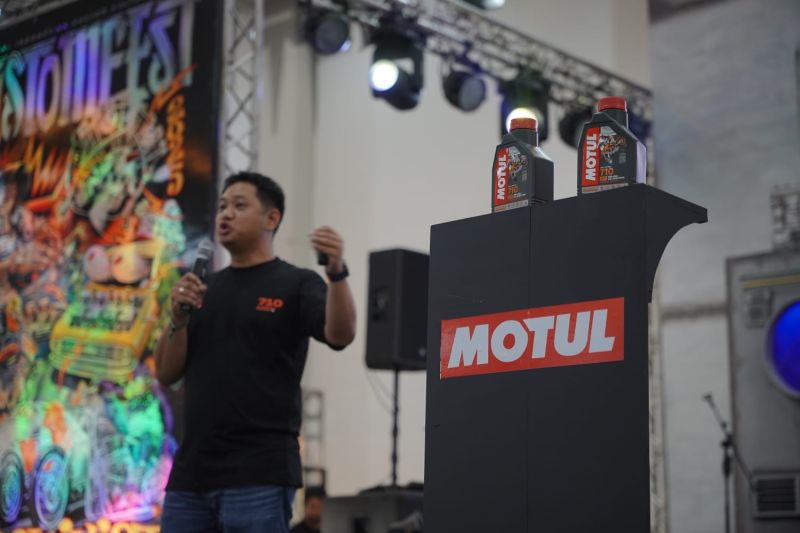motul-perkenalkan-pelumas-motor-2-tak-710-2t-di-kustomfest-2025