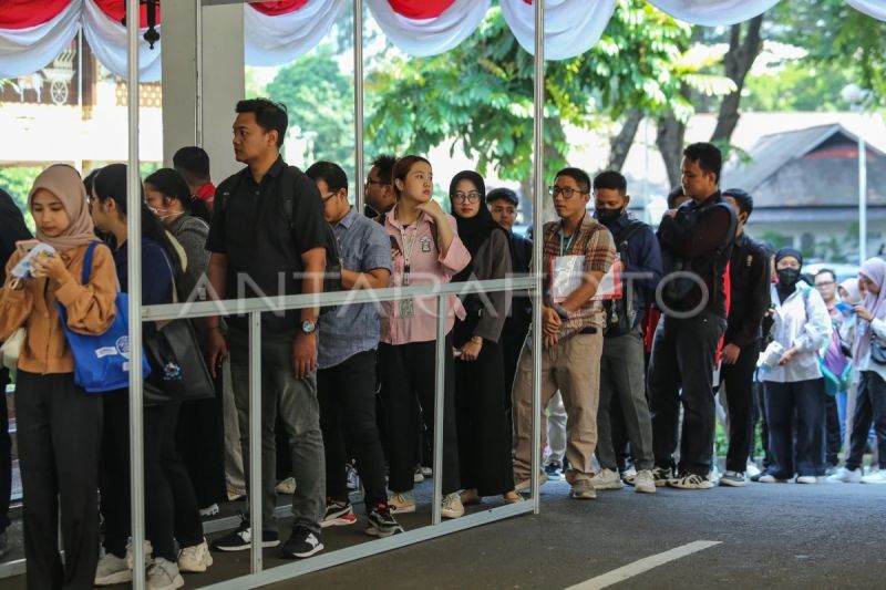bank-dunia-anak-muda-di-asia-timur-pasifik-sulit-dapat-kerja-layak