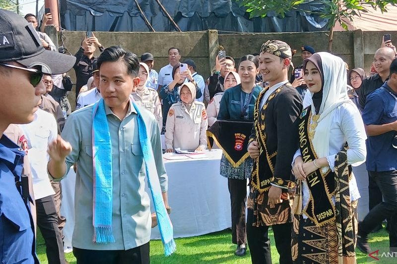 wapres-gibran-tanam-jagung-serentak-di-tangerang