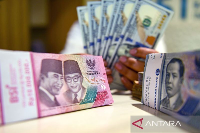 Rupiah pada Rabu pagi melemah menjadi Rp16.618 per dolar AS