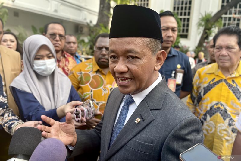 menteri-esdm-susun-permen-untuk-atur-umkm-koperasi-kelola-tambang