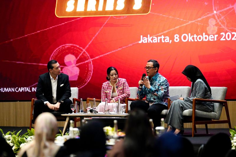 fhci-dorong-transformasi-sdm-hadapi-era-ai