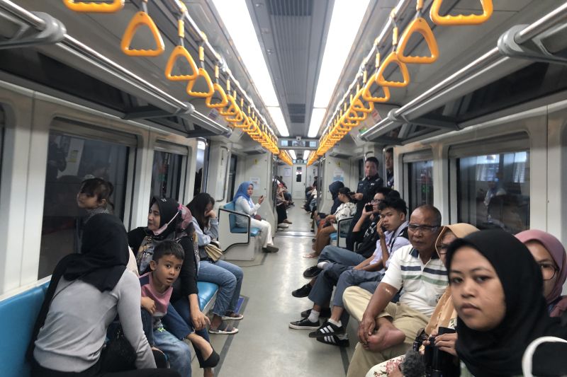 lrt-sumsel-angkut-338-juta-penumpang-hingga-triwulan-iii-tahun-2025