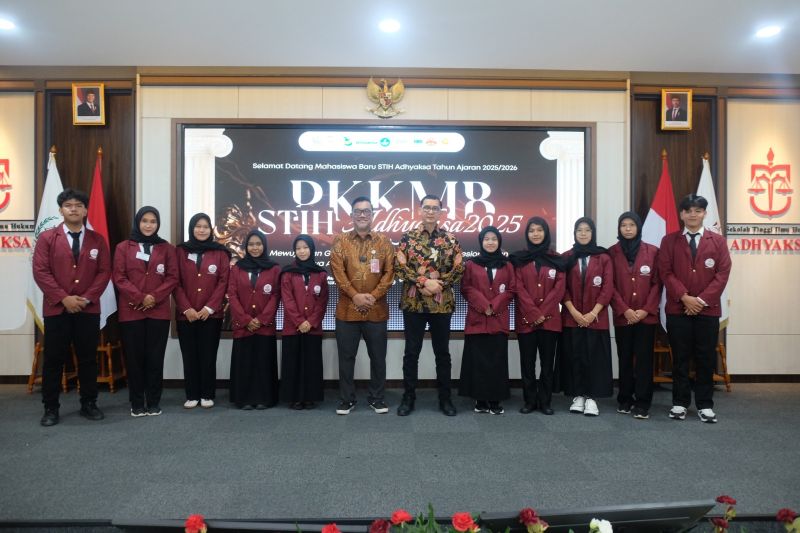 ifg-berikan-beasiswa-untuk-mahasiswa-stih-adhyaksa-siapkan-sdm-unggul