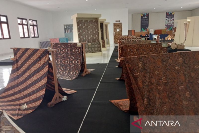 kemenperin-sebut-industri-batik-berkaitan-dengan-ekosistem-pariwisata