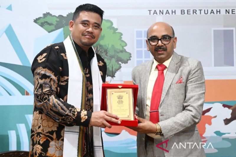 gubernur-bobby-nasution-sambut-baik-rencana-investasi-india-di-sumut