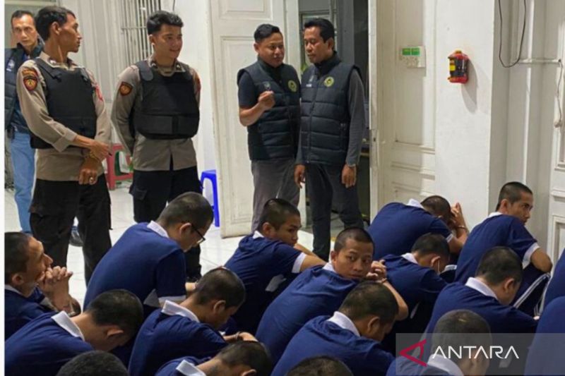 lapas-narkotika-jakarta-pindahkan-41-warga-binaan-ke-nusakambangan