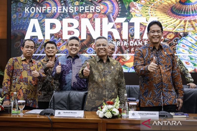 kemarin-opsi-tarif-ppn-turun-hingga-pusat-perawatan-pesawat