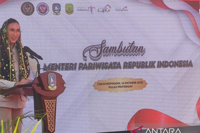 menpar-ingin-pulau-penyengat-menjadi-pusat-wisata-halal-terbesar-asean