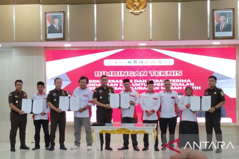 menkop-meminta-pemda-siapkan-lahan-untuk-gedung-kopdes-merah-putih