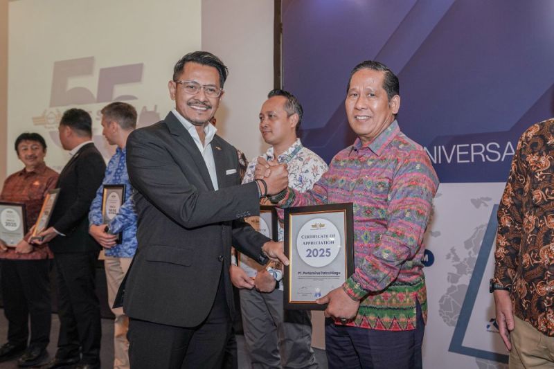 pertamina-patra-niaga-kembangkan-avtur-pesawat-dari-minyak-jelantah