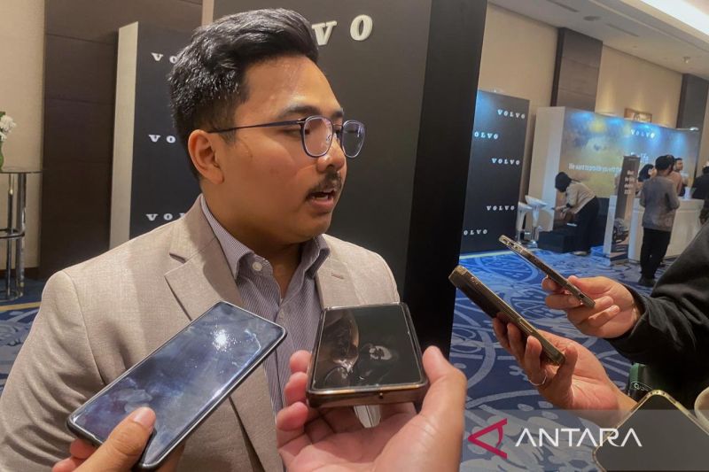 volvo-indonesia-siapkan-s90-untuk-hadapi-era-kendaraan-listrik