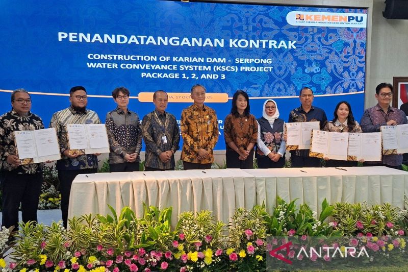 menteri-pu-proyek-kscs-bagian-penyediaan-sistem-air-baku-strategis