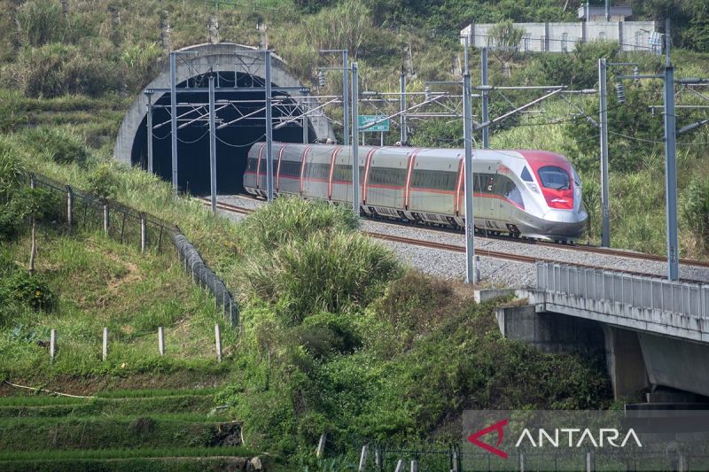 KAI Group Perkuat Konektivitas Jakarta--Bandung