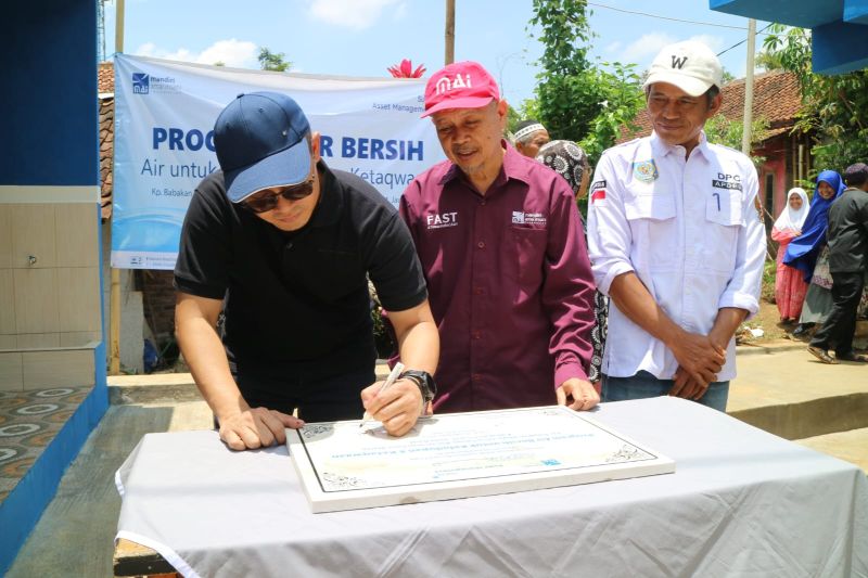 sucor-asset-management-meresmikan-program-air-bersih-di-garut