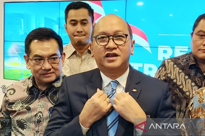 rosan-sebut-gerbong-mrt-hingga-pesawat-garuda-pacu-pmdn-triwulan-iii