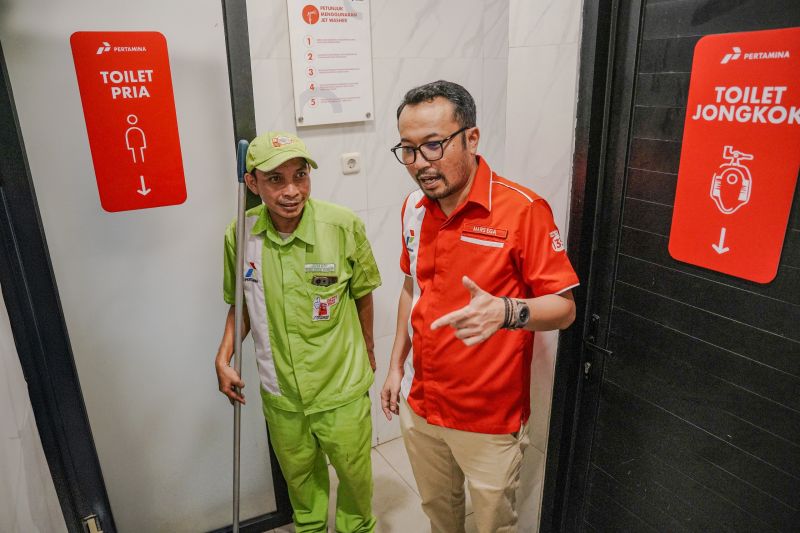 pertamina-patra-niaga-pastikan-toilet-dan-mushala-spbu-selalu-bersih