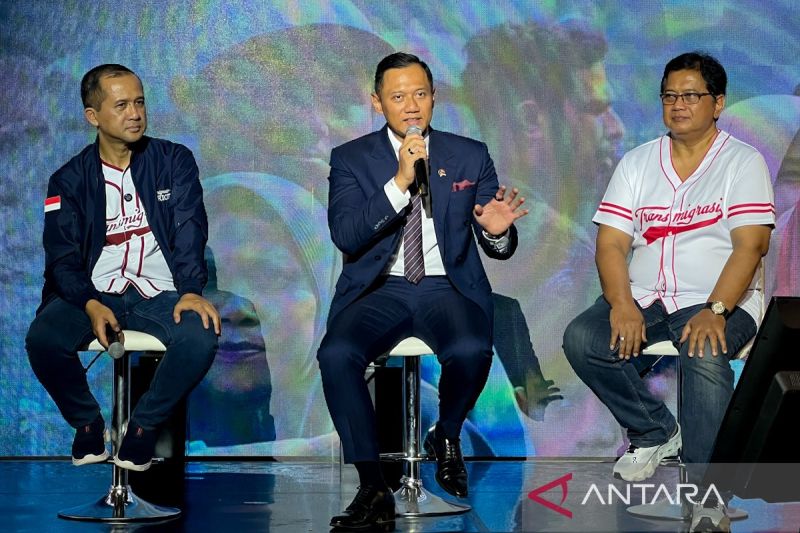 menko-ahy-tekankan-pembangunan-transmigrasi-yang-terintegrasi