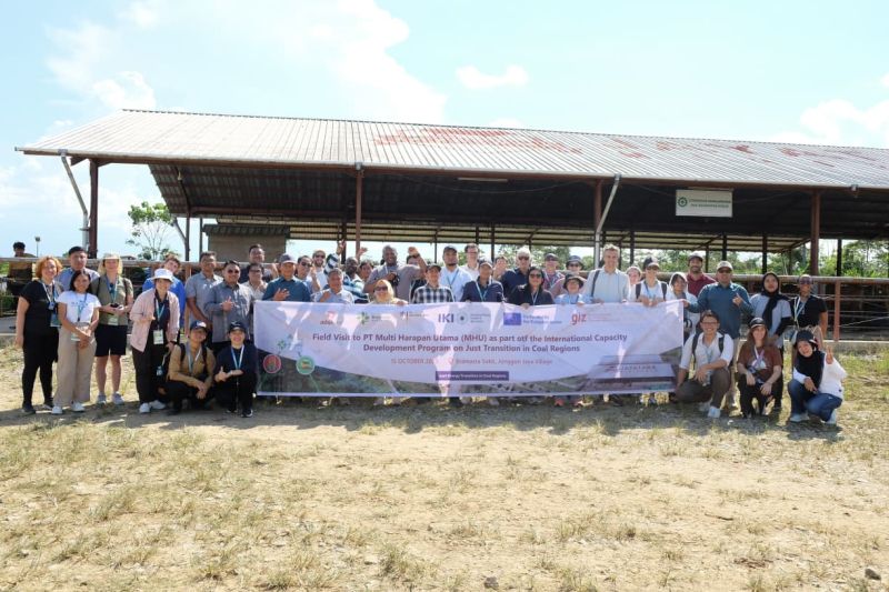 pt-mhu-sambut-delegasi-iki-jet-tinjau-area-pascatambang