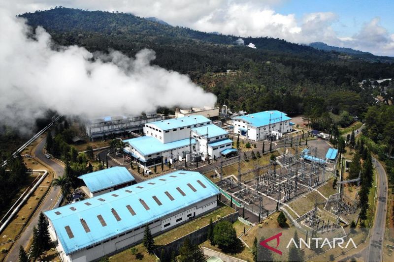 Satu tahun Prabowo-Gibran, PGE pastikan transisi energi RI berjalan