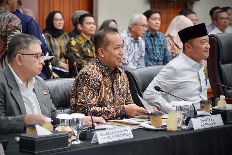 menkop-681-tenaga-kerja-sudah-terserap-lewat-kopdes-merah-putih