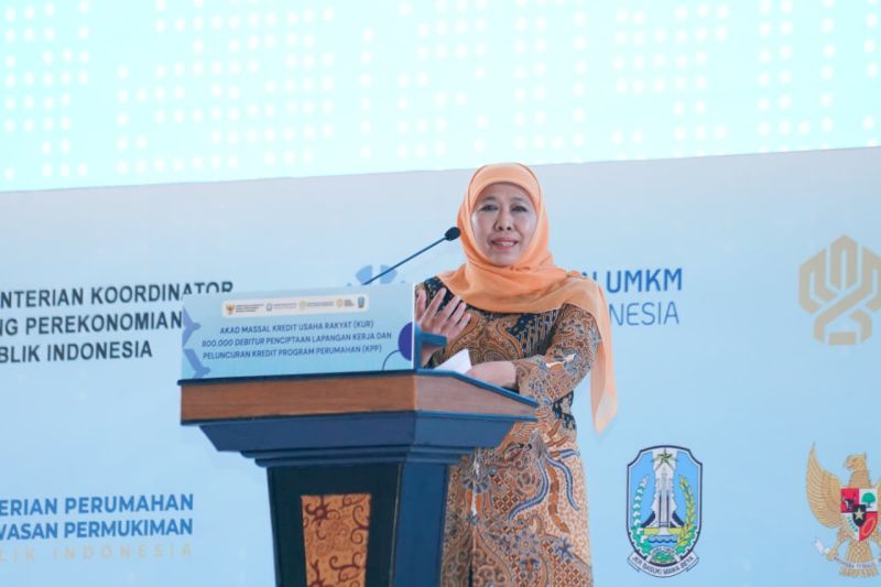 gubernur-khofifah-sebut-penyaluran-kur-di-jatim-capai-rp3722-triliun